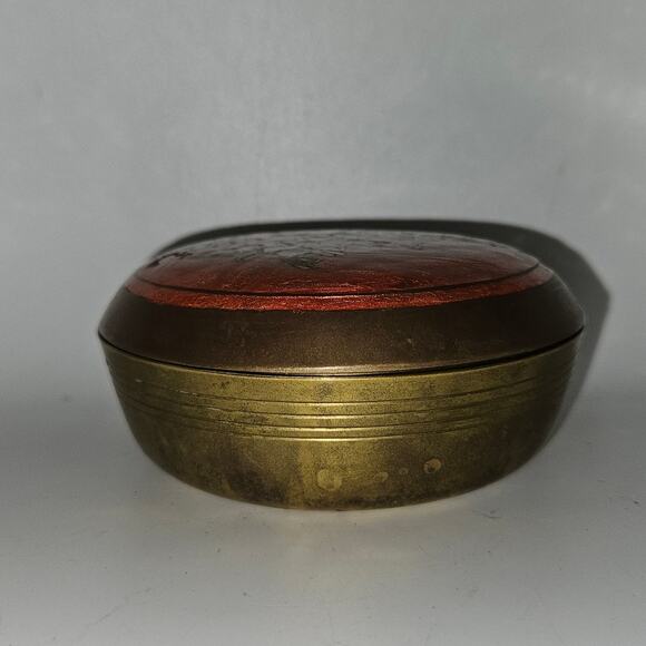 Vintage Brass Trinket Box 4" Red Enamel Floral Inlay Round Jewelry Powder Case - Picture 4 of 8